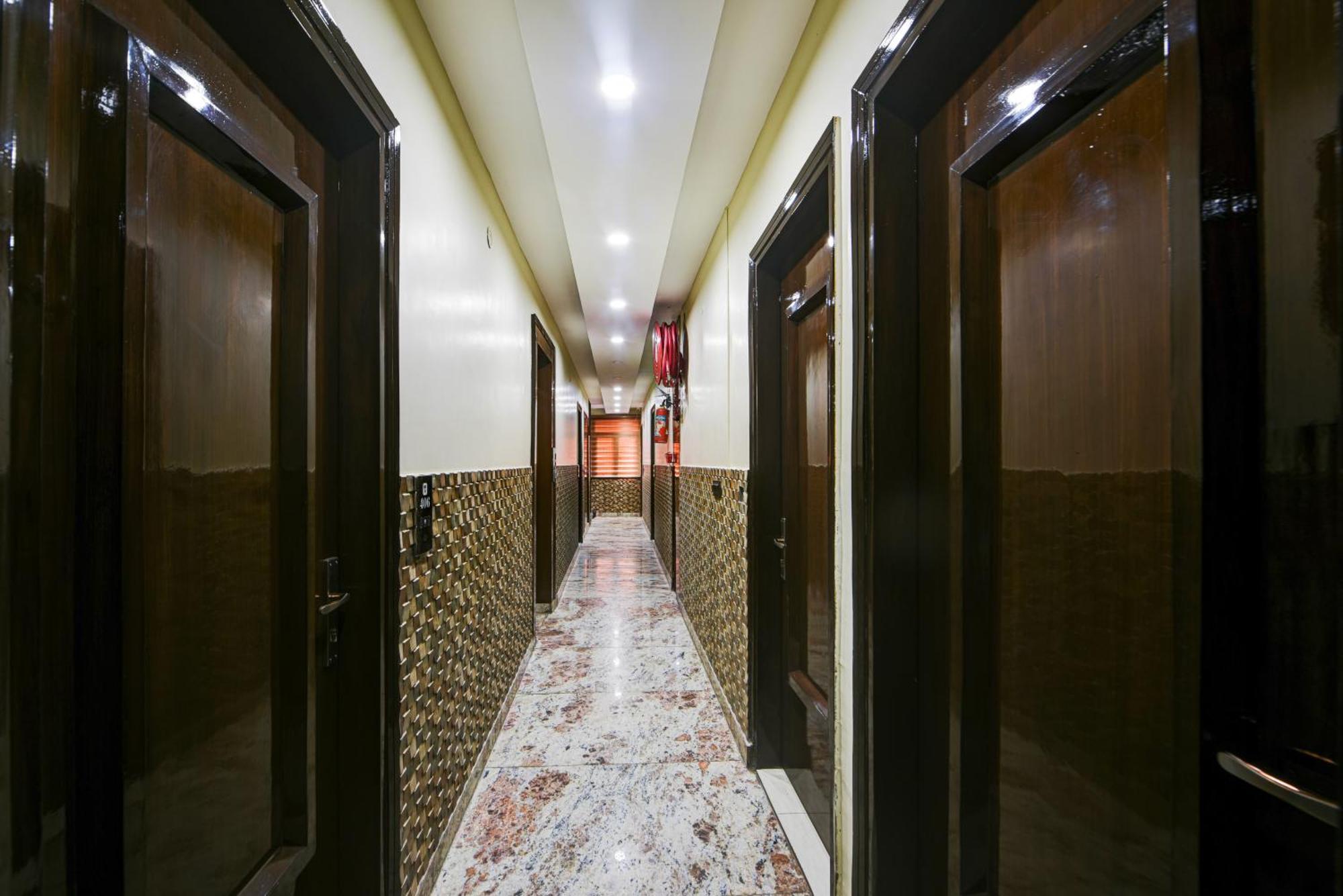 New Frontier - 2 Mins From Old Delhi Railway Station & Chandni Chowk Экстерьер фото